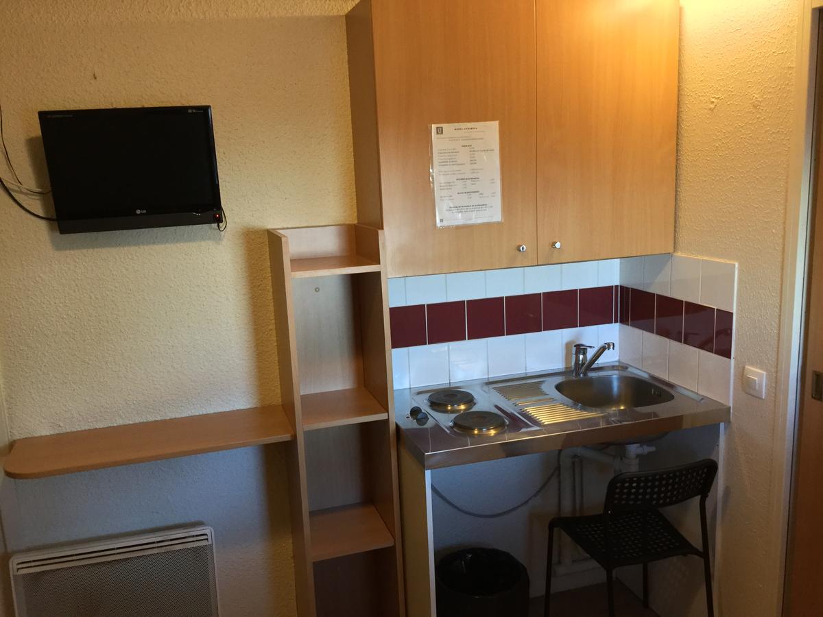 Be Myhotel Évreux Eksteriør bilde